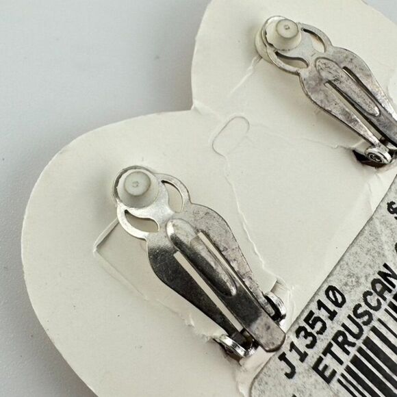 New HTF Brighton Etruscan Clip on Earrings NWT - Picture 3 of 3